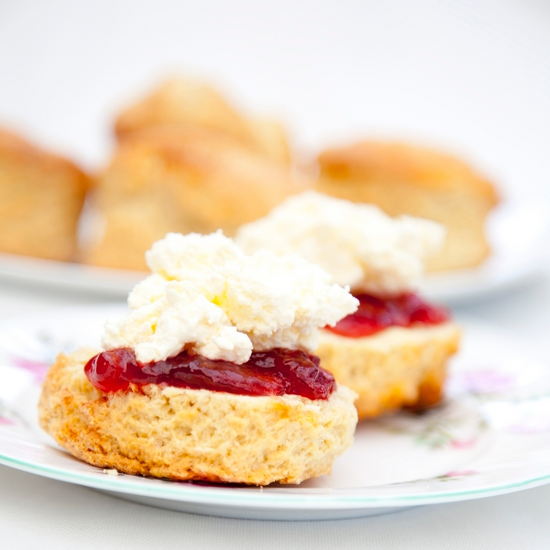 VITAL VANILLA PROTEIN SCONES